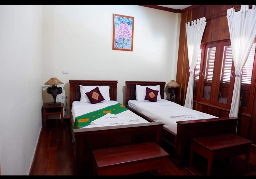 Kongmany Colonial House Hotel Muang Khong Bagian luar foto