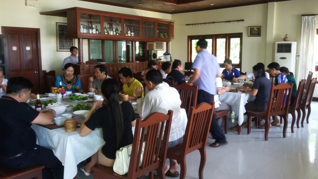 Kongmany Colonial House Hotel Muang Khong Bagian luar foto